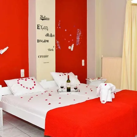 Steps From The Aprt Apartment *